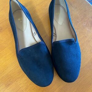 H&M Women's Black Suede Slip-On Flats